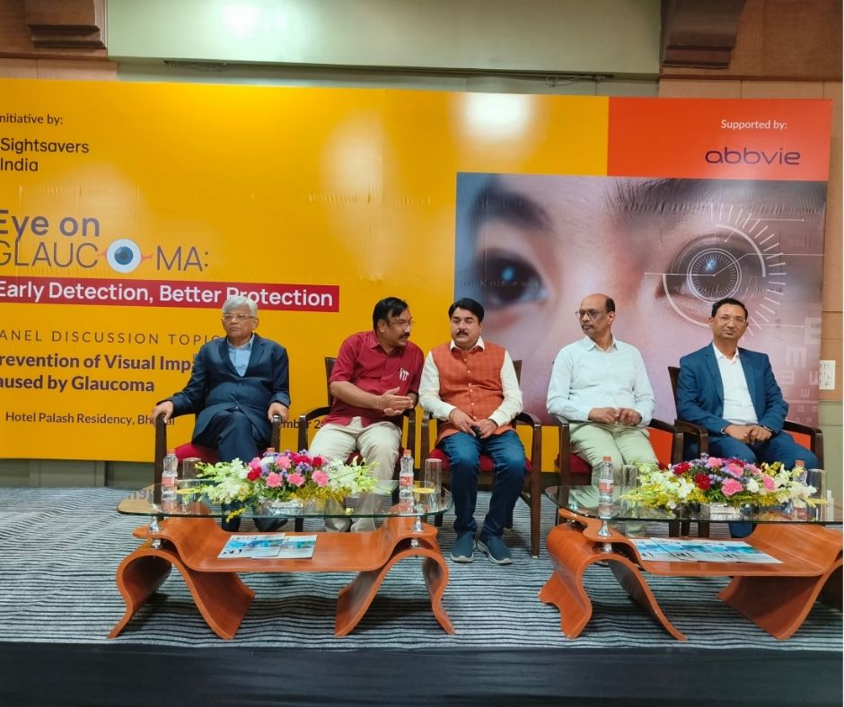 Global_leaders_in_pupil_research_at_LVPEI,_IVI_co-hosted_34th_International_Pupil_Colloquium_to_advance_future_of_vision_care_(Facebook_Post)_(12).jpg